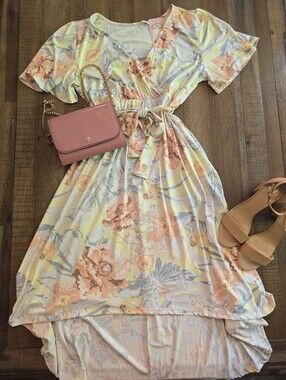 Pastel Floral Wrap Midi Dress Tie Waist NWT Size L Boutique (Sold Out)